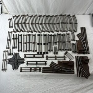 Vintage Lionel O-27 Gauge Straight & Curved  Train Track Pieces Lot of 43 Switch